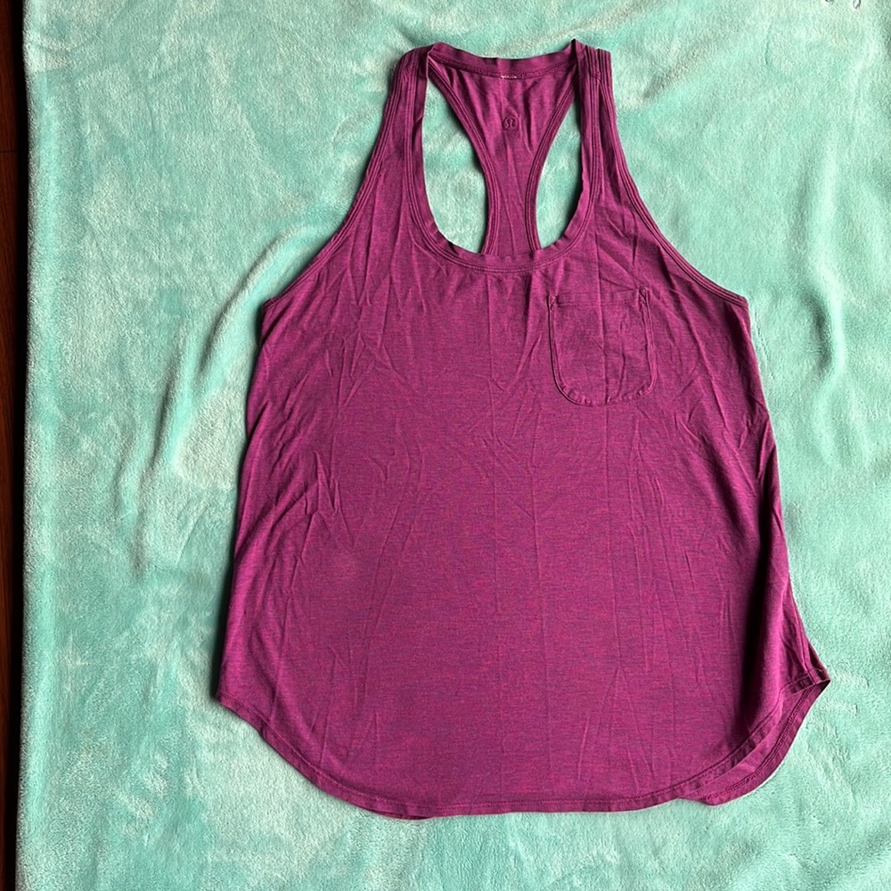 Front pocket tank